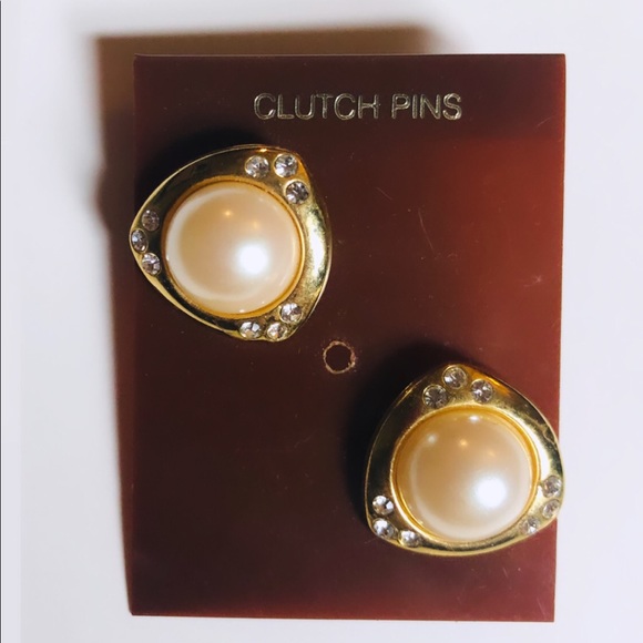 Pearl Earrings - Picture 1 of 4